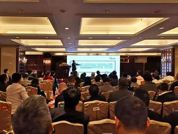 souniny双尼出席餐饮业油烟净化技术发展研讨会，为行业发展建言献策2.webp.jpg